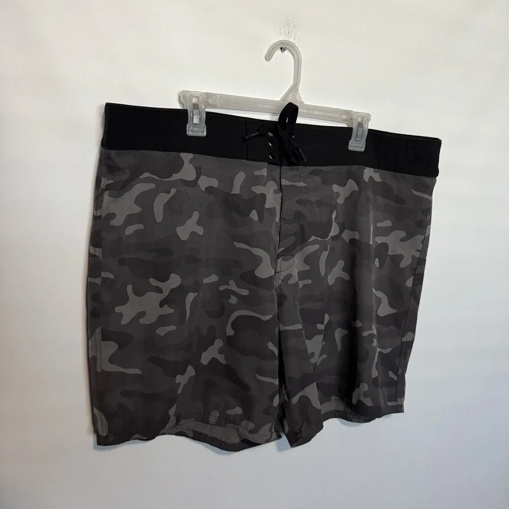 Birdwell Beach Britches Board Shorts Mens 40 Gray Camo Stretch Surf Beach Trunks